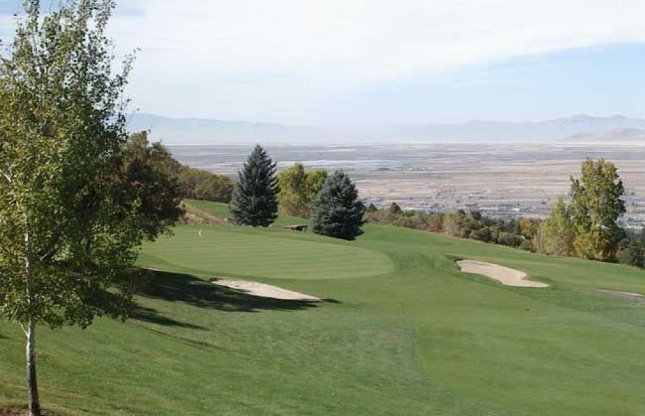 Bountiful Ridge Golf Course has beautiful valley views and a challenging mountain style course.